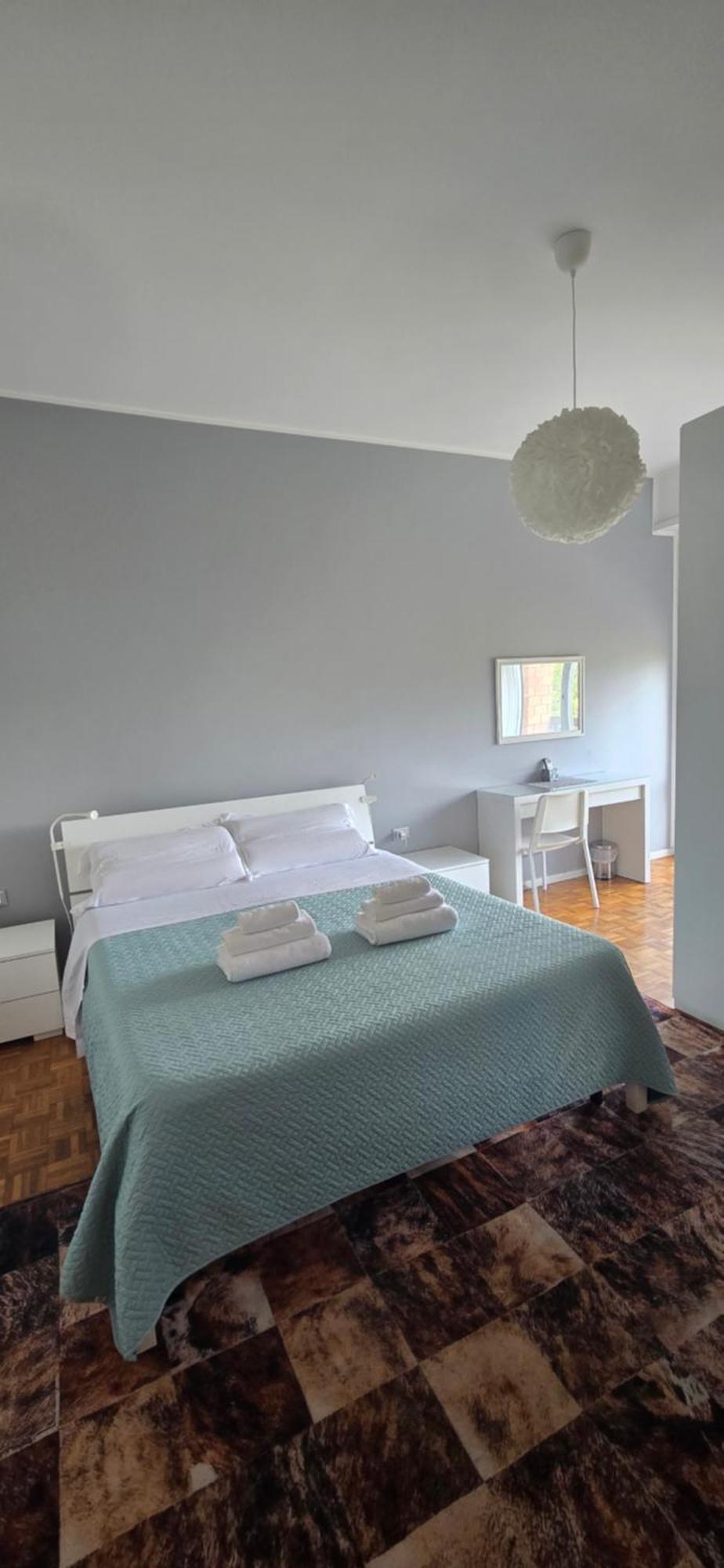 Double Room Private Bathroom