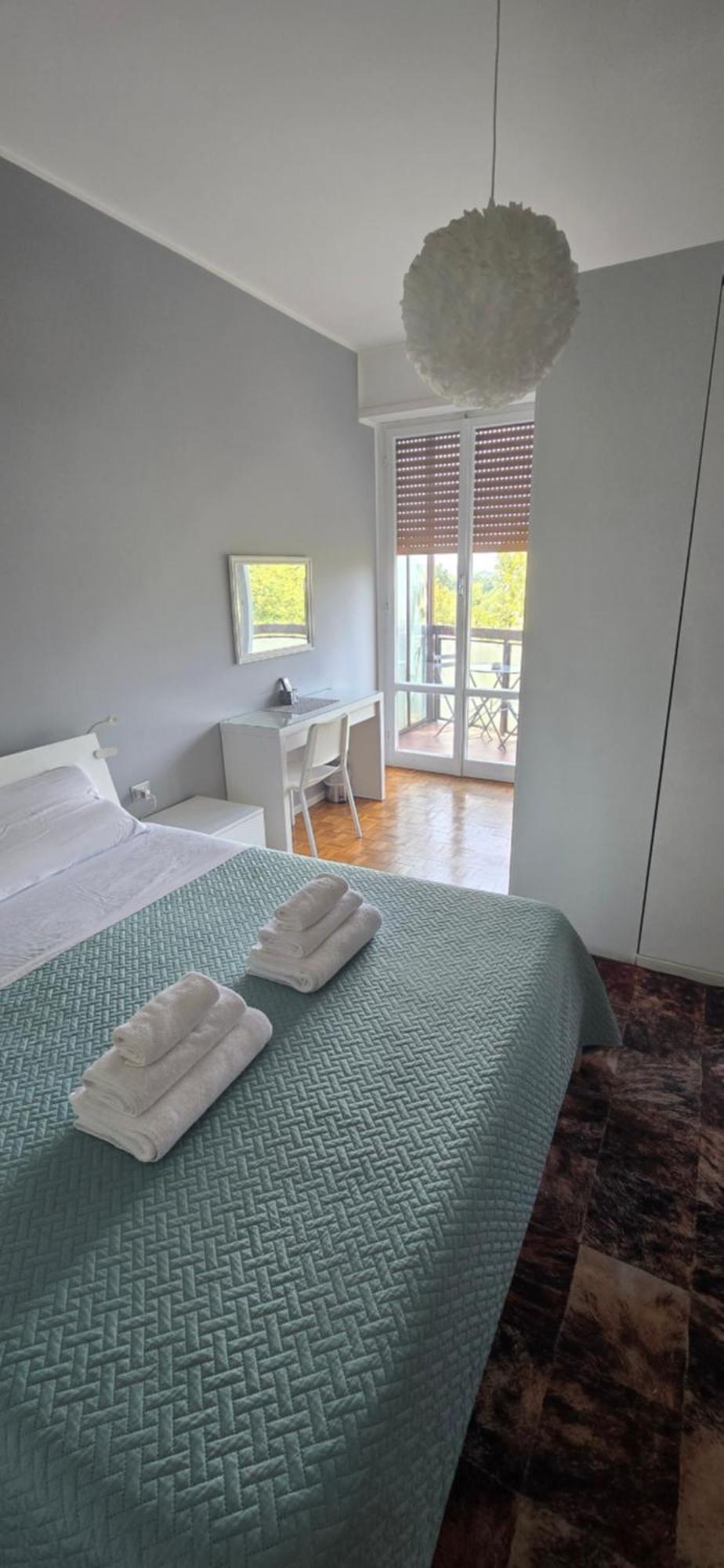 Double Room Private Bathroom